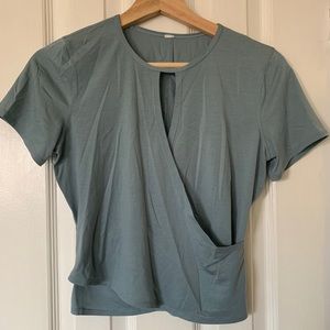 Lululemon Round Trip Short Sleeve in Blue Cast